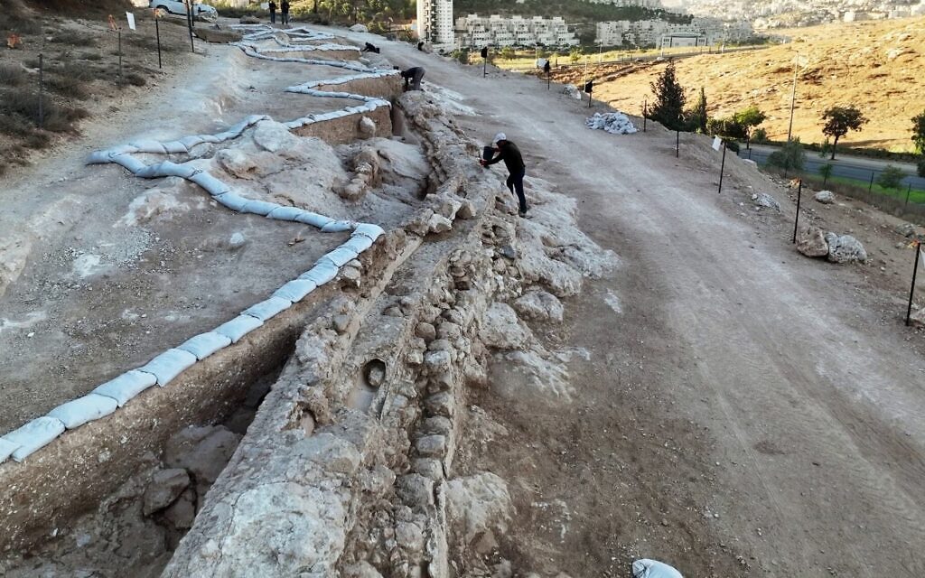 Archaeologists uncover a 300-meter section of ancient aqueduct in Jerusalem