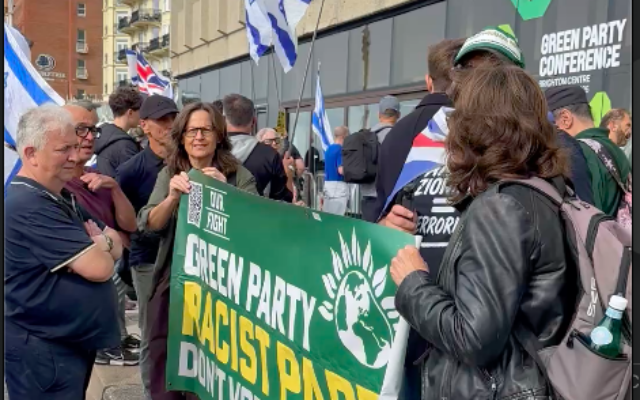 Pro-Israel protest outside Green Party conference in Brighton