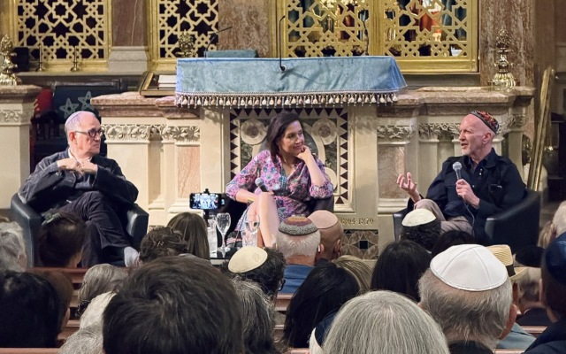 Anthony Julius, Hadley Freeman and Simon Sebag Montefiore discuss the meaning and future of Zionism at West London Synagogue.